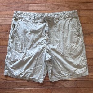 Men’s Magellan shorts size 42W